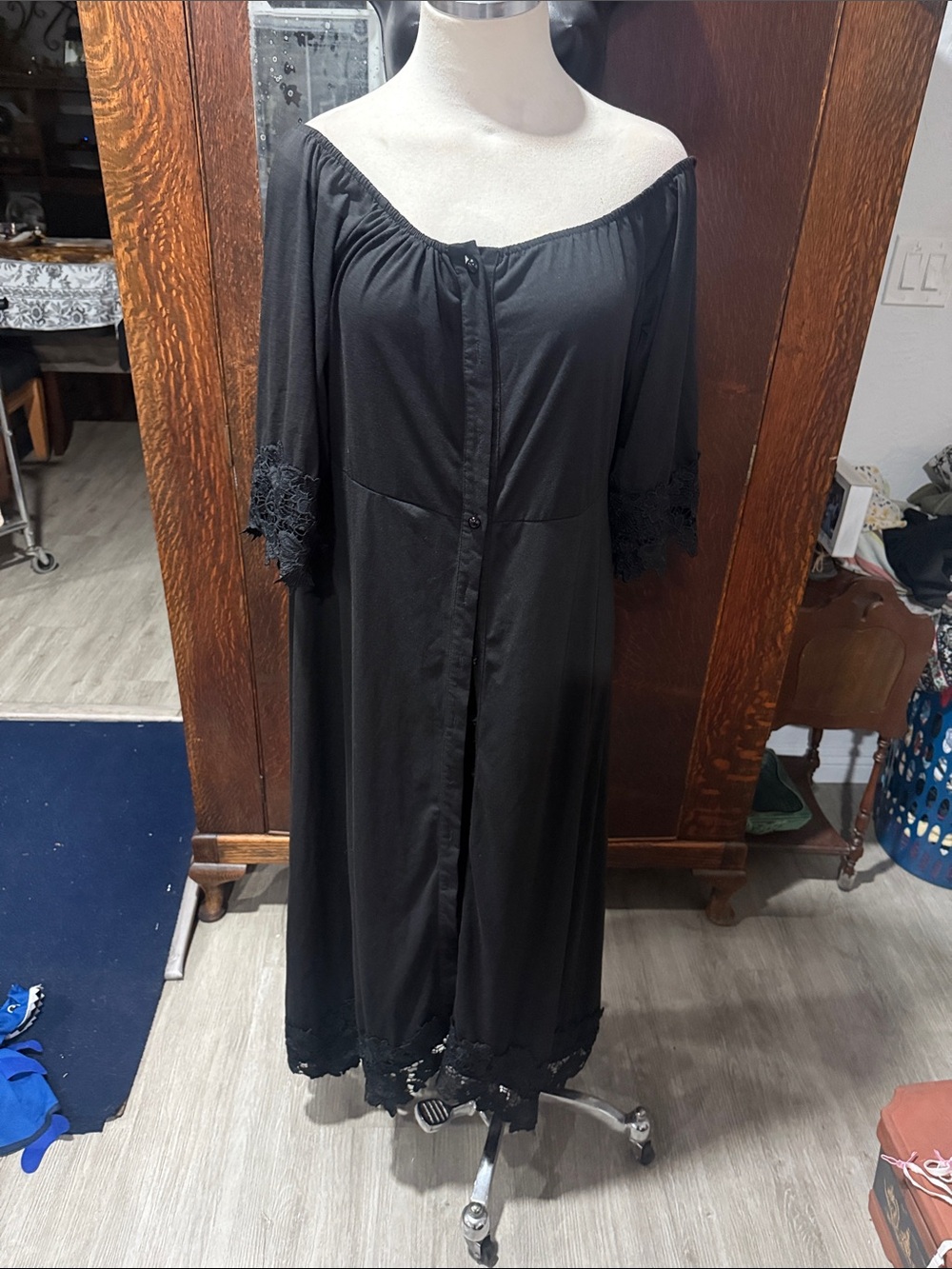 Black Lace-Trim Button-Front Womens Nightgown